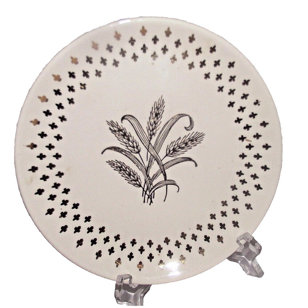 Homer Laughlin Golden Wheat Plate Fleur de lis USA Gold Salad White 7 1/4" Vtg